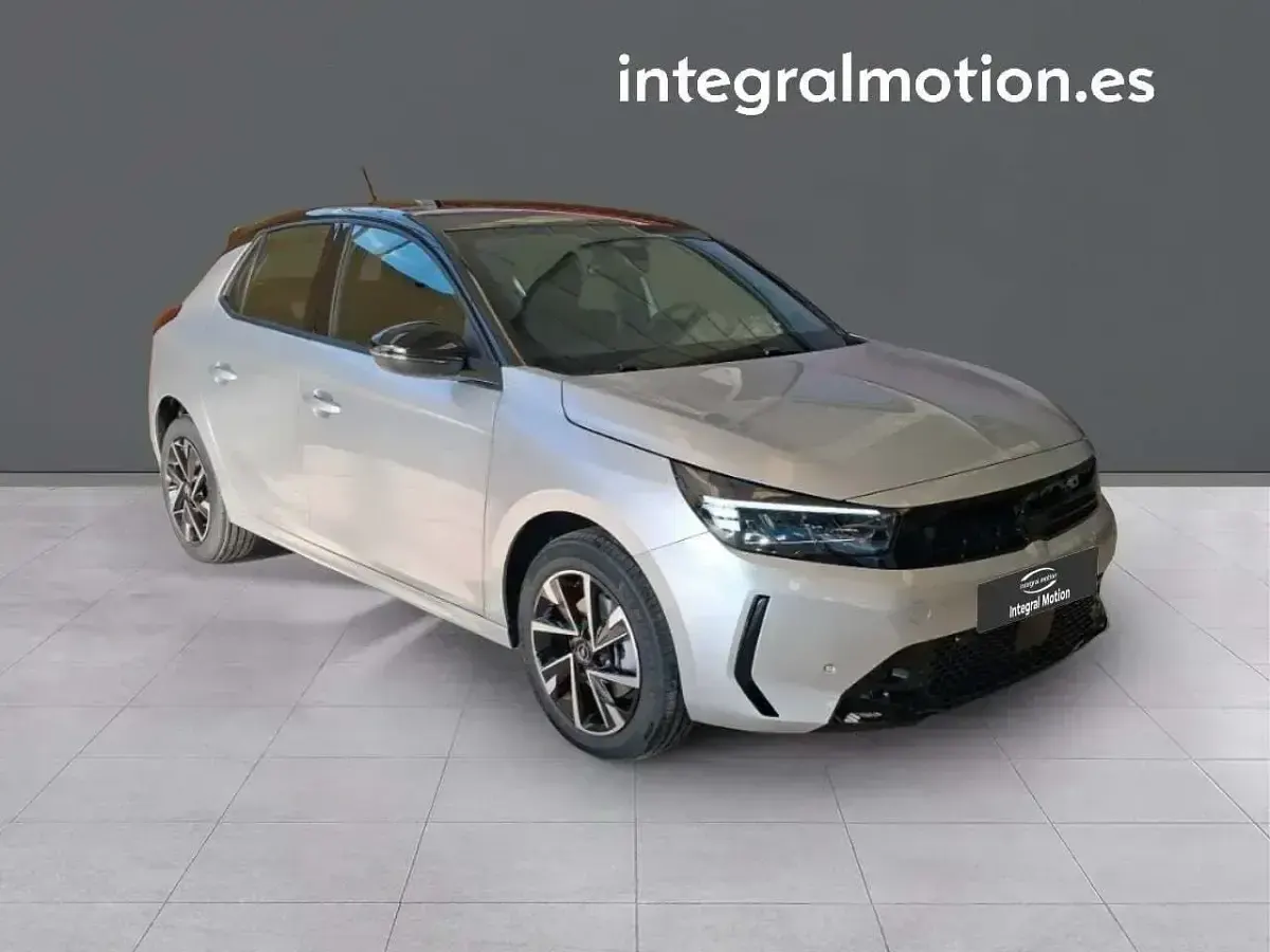 Nuevo Opel Corsa 110 CV (80 kW) 2025 Gris Utilitario