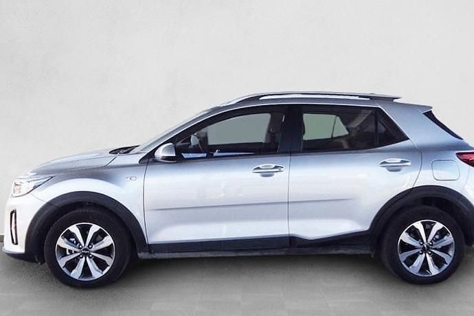 Usado Kia Stonic 100 CV (73 kW) 2025 SUV