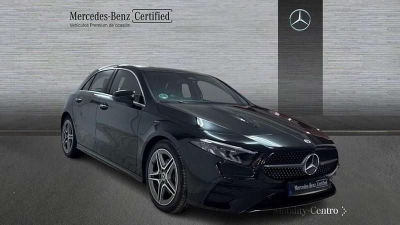 Usado Mercedes A180 109 CV (80 kW) 2024 Negro Utilitario