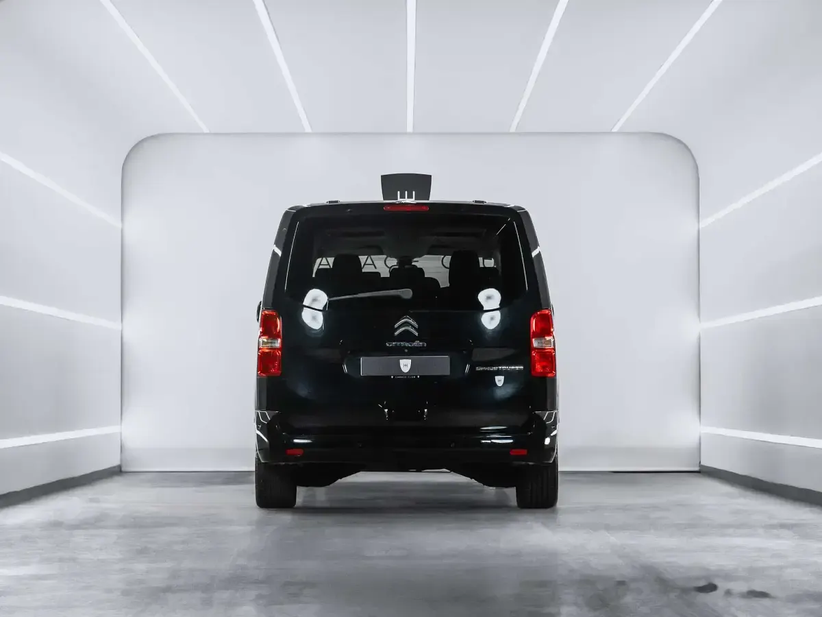 Usado Citroën Spacetourer Shine 179 HP (131 kW) 2017 Preto Monovolume