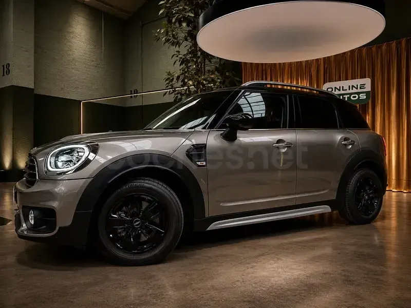 Usado Mini Cooper D Countryman 150 CV (110 kW) 2020 Gris / plata SUV
