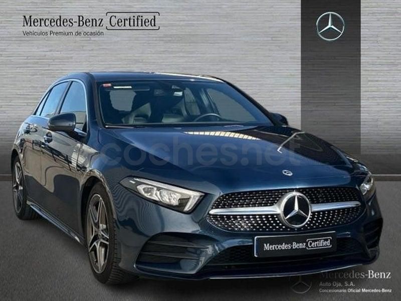 Usado Mercedes A180 116 CV (85 kW) 2021 Azul Berlina