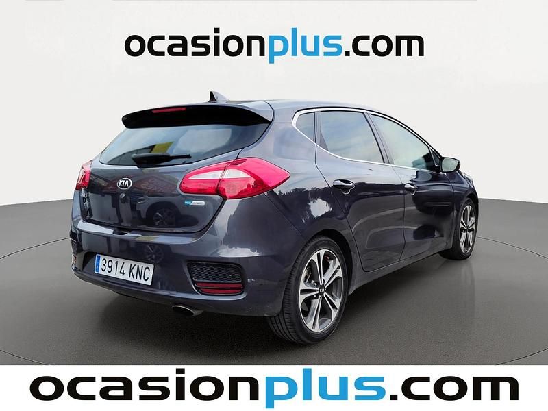 Usado Kia Ceed 120 CV (88 kW) 2018 Gris Utilitario