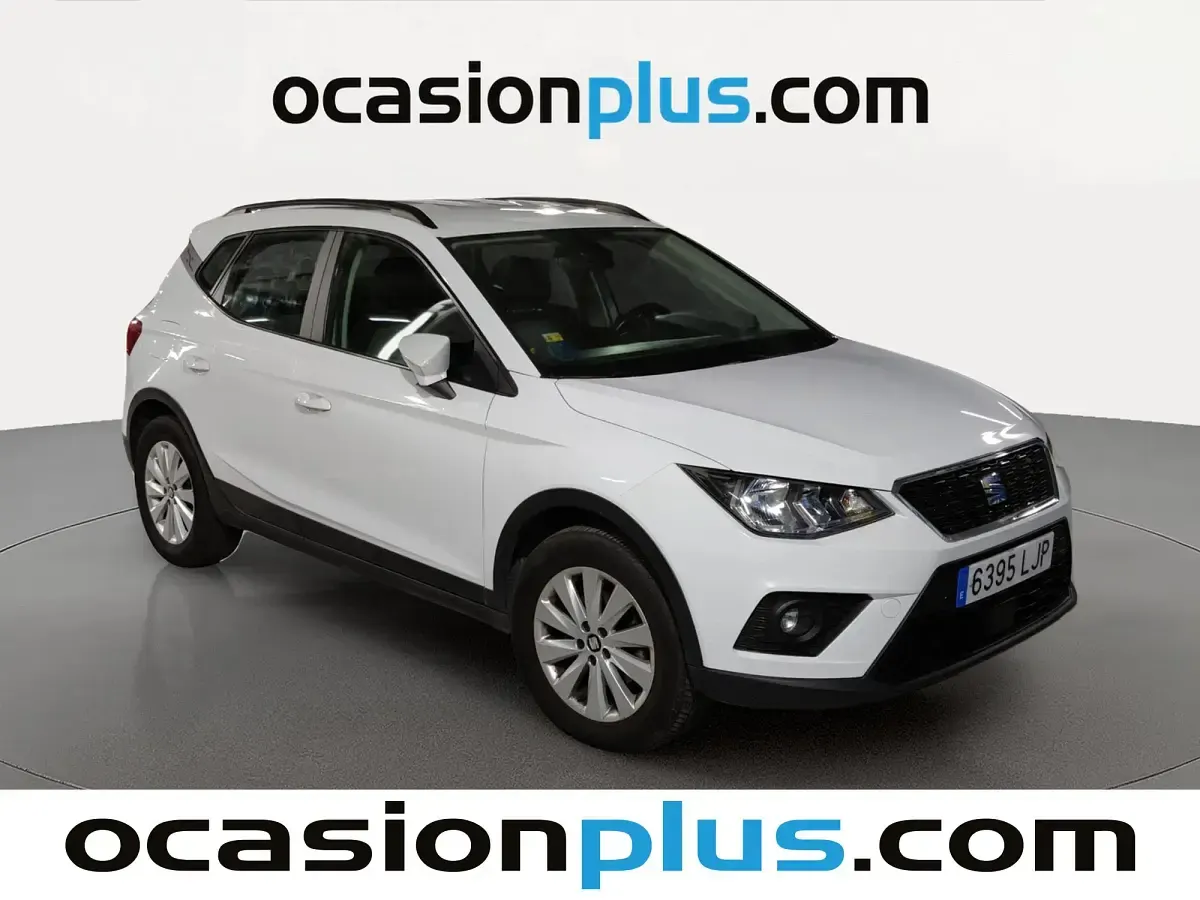 Usado Seat Arona Style 90 CV (66 kW) 2020 Blanco SUV