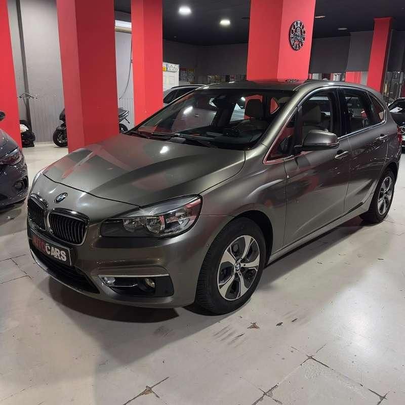 Usado BMW 220 Active Tourer 190 CV (139 kW) 2015 Gris Monovolumen