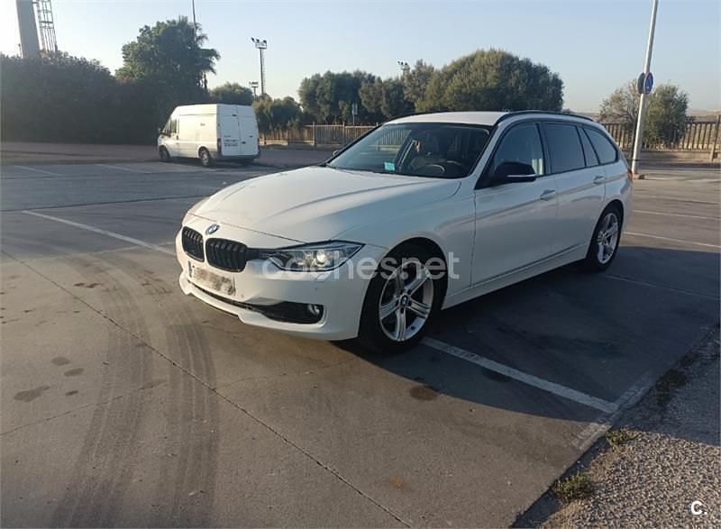 Blanco Usado 2013 BMW 320 Efficient Dynamics Familiar | 13.500 € (Un poco caro) - Imagen 1/4