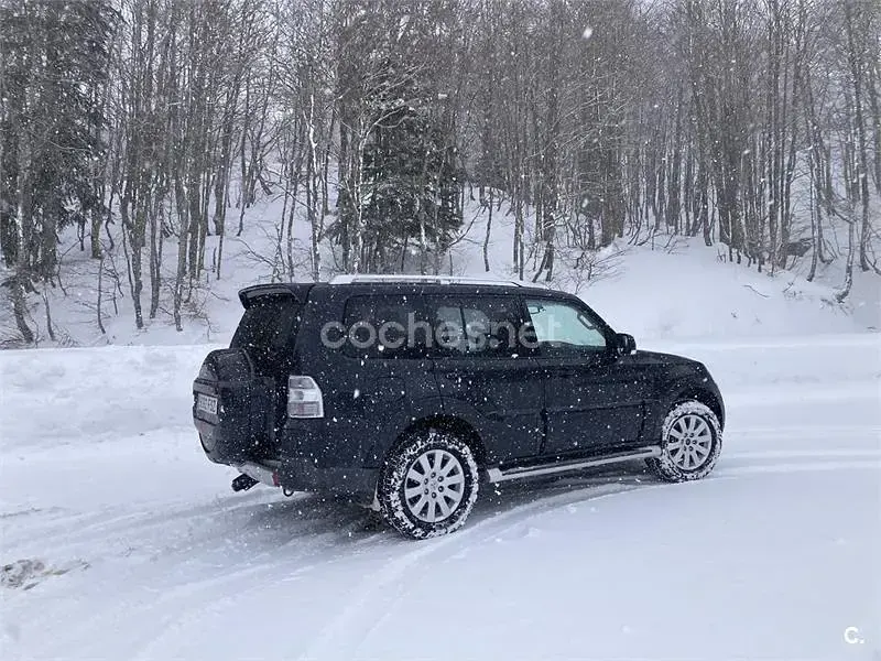Usado Mitsubishi Montero 170 CV (125 kW) 2007 Negro SUV