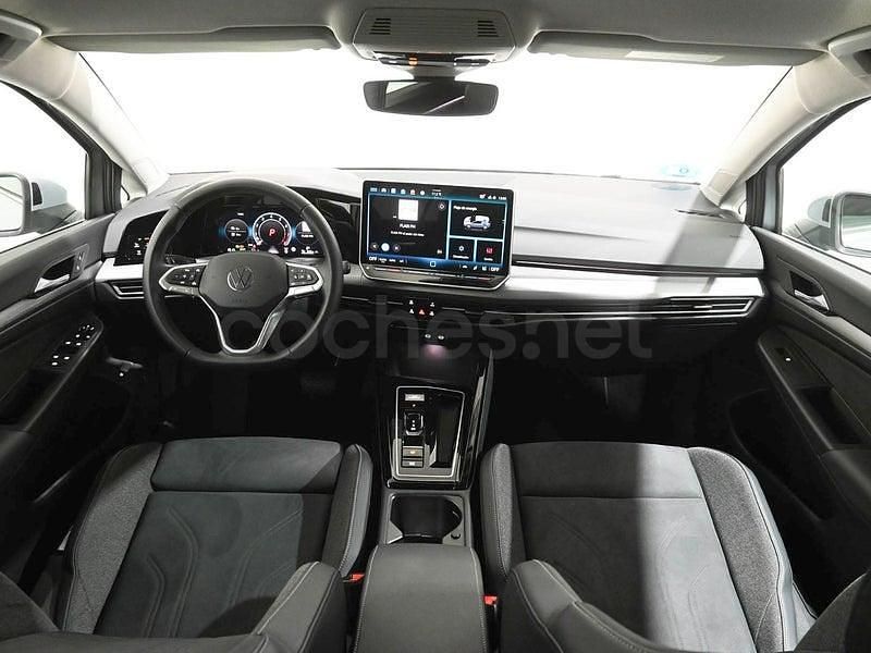 Usado VW Golf VIII Style 204 CV (150 kW) 2025 Gris / plata Berlina