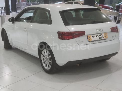 Usado Audi A3 Attraction 110 HP (80 kW) 2015 Branco Sedan