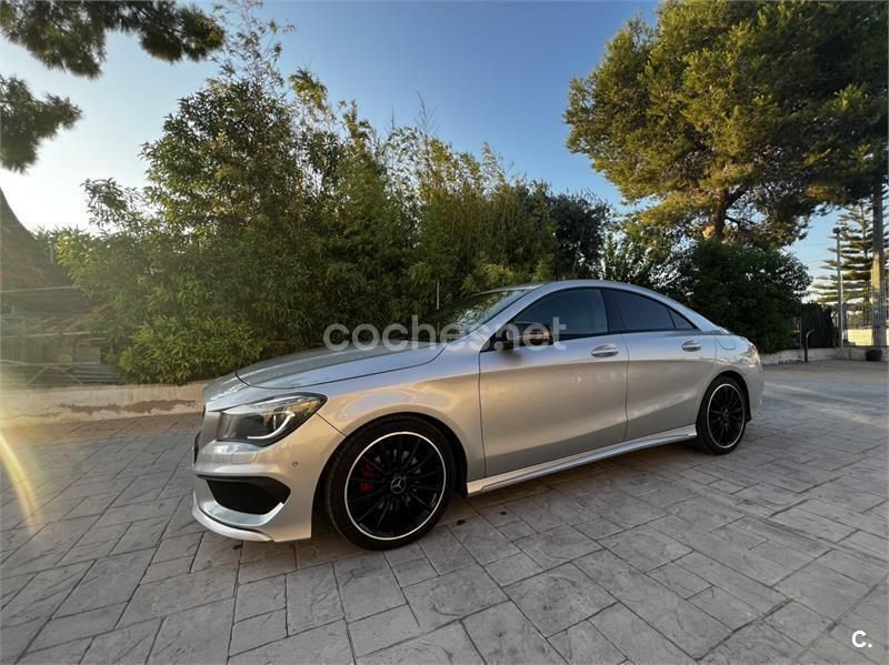 Gris / plata Usado 2015 Mercedes CLA180 AMG line Berlina | 18.000 € (Precio justo) - Imagen 1/4