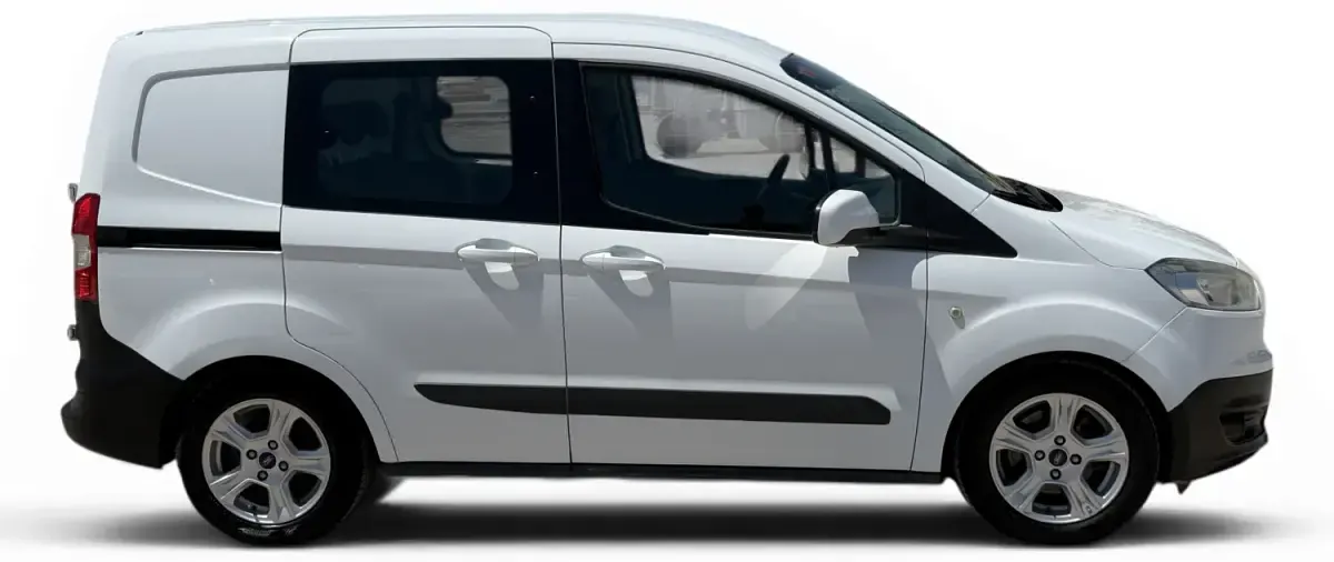 Usado Ford Transit Trend 75 CV (55 kW) 2018 Blanco Familiar