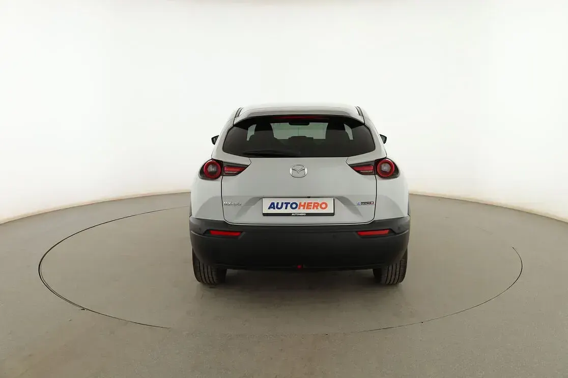 Usado Mazda MX30 Makoto 170 CV (125 kW) 2023 Blanco SUV