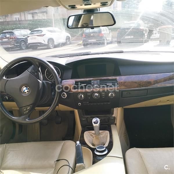 Usado BMW 520 177 CV (130 kW) 2009 Azul Familiar