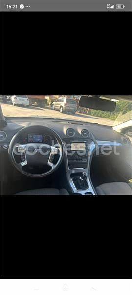 Usado Ford Mondeo Sport 115 CV (84 kW) 2012 Gris / plata Familiar