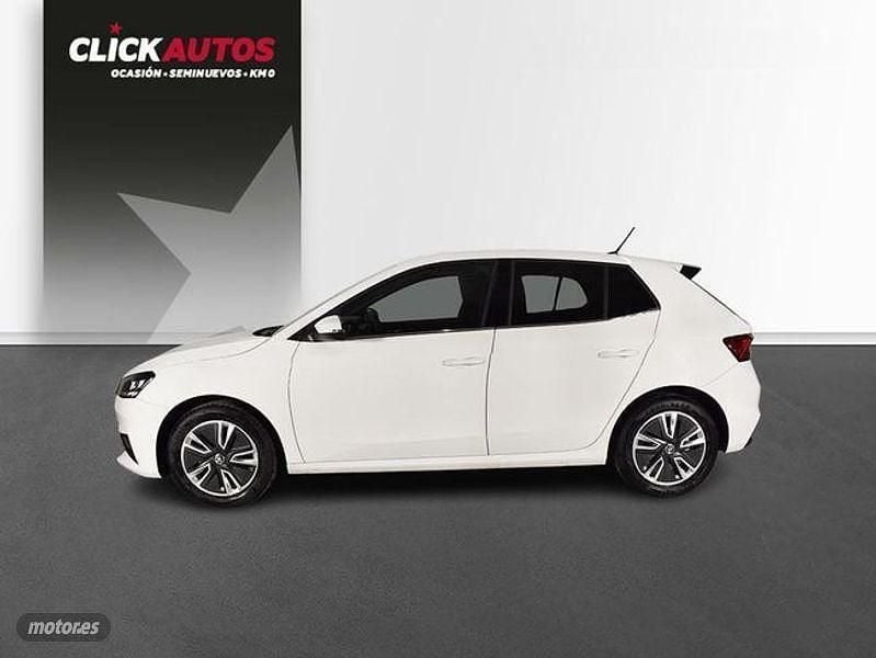 Blanco Usado 2024 Skoda Fabia Sport | 16.800 € (Precio justo) - Imagen 1/1