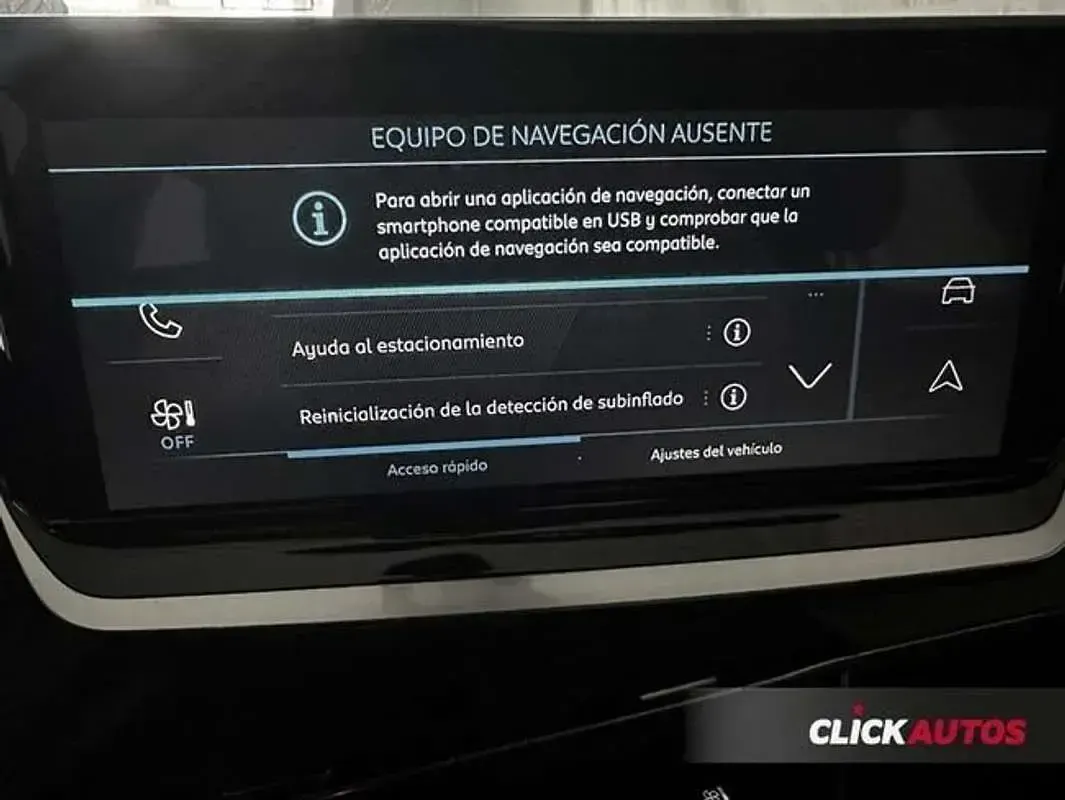 Usado Peugeot 2008 Active 101 CV (74 kW) 2023 Gris SUV