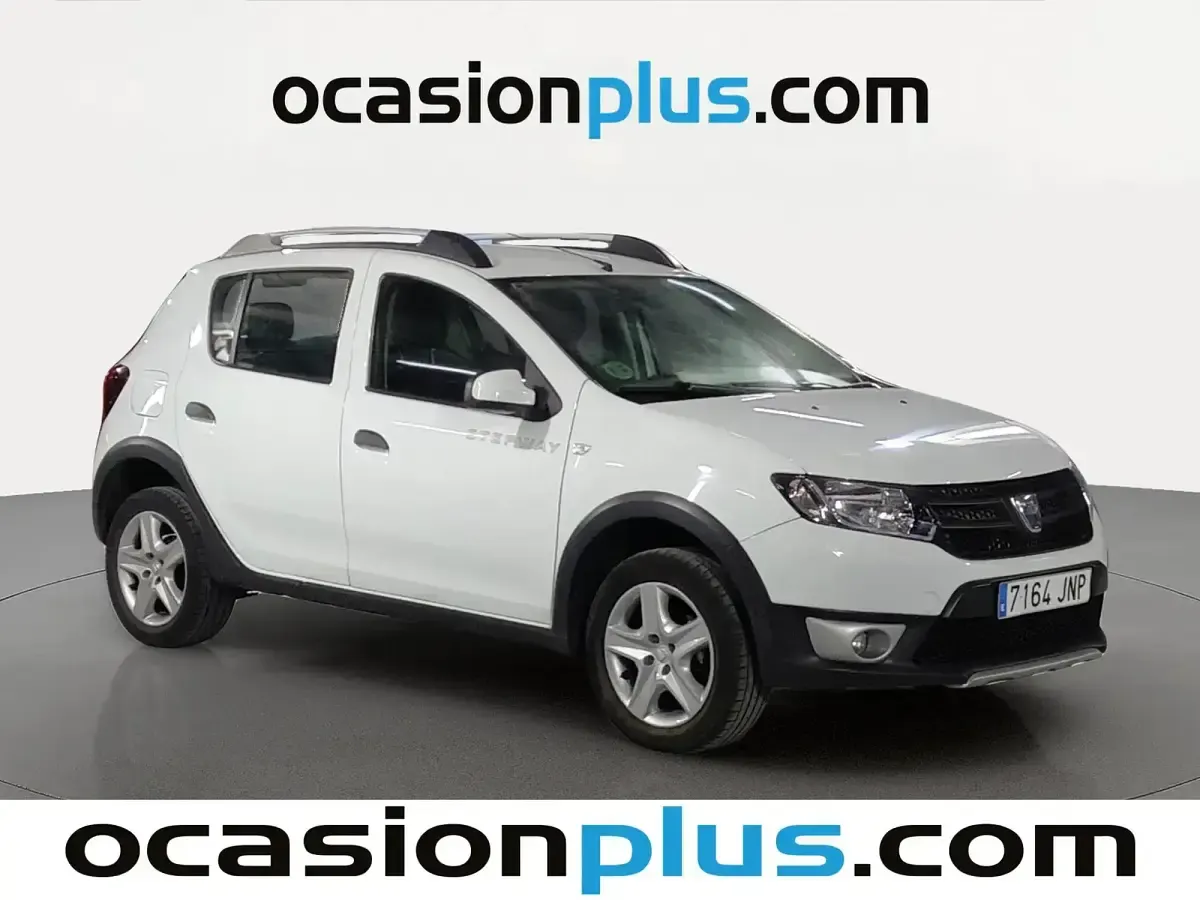 Usado Dacia Sandero Stepway 90 CV (66 kW) 2016 Blanco