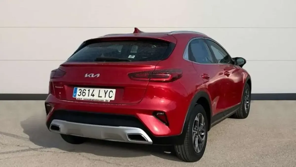 Usado Kia XCeed 116 CV (85 kW) 2022 Rojo SUV