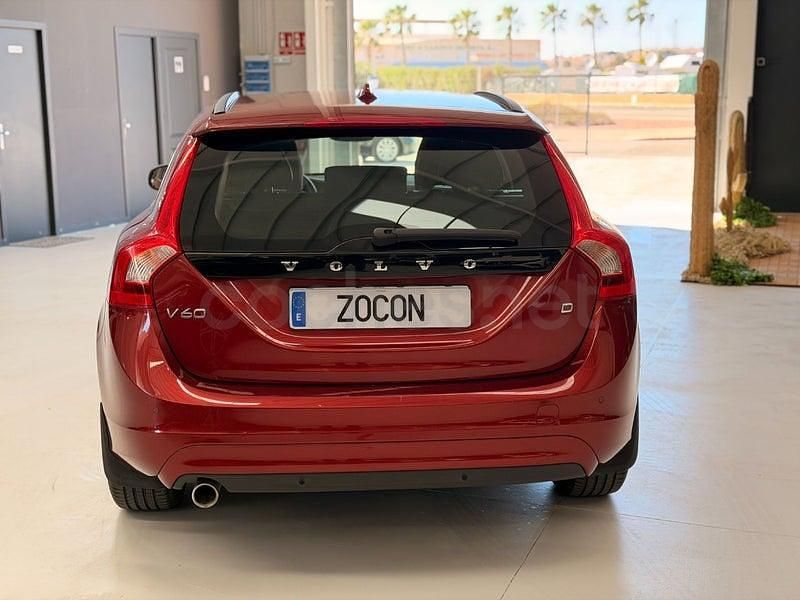 Usado Volvo S60 Summum 120 CV (88 kW) 2015 Granate Berlina