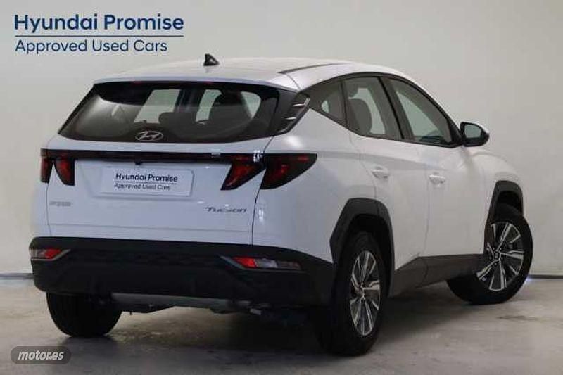 Usado Hyundai Tucson 150 CV (110 kW) 2024 Atlas white SUV