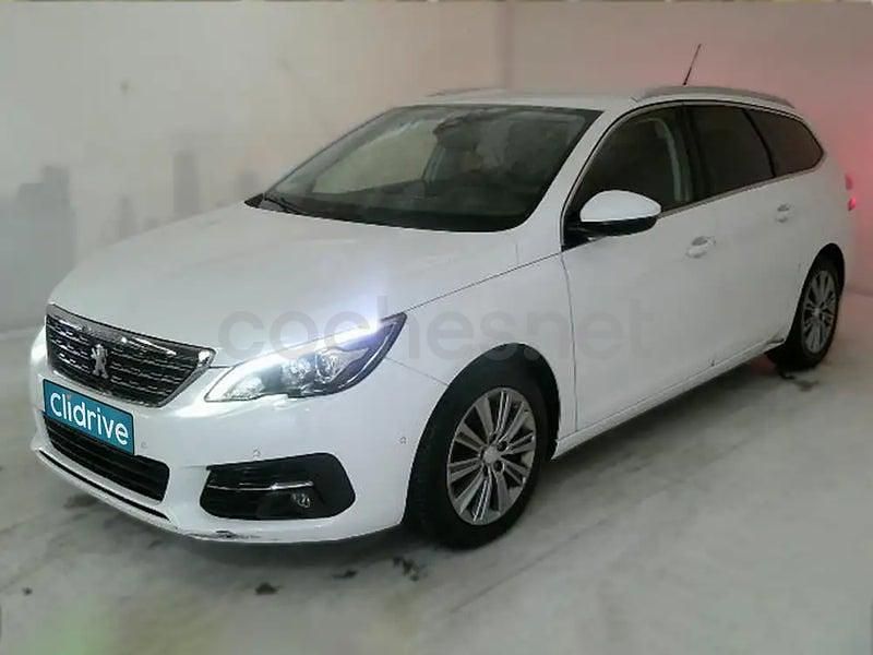 Usado Peugeot 308 SW Allure 130 CV (95 kW) 2021 Blanco Familiar