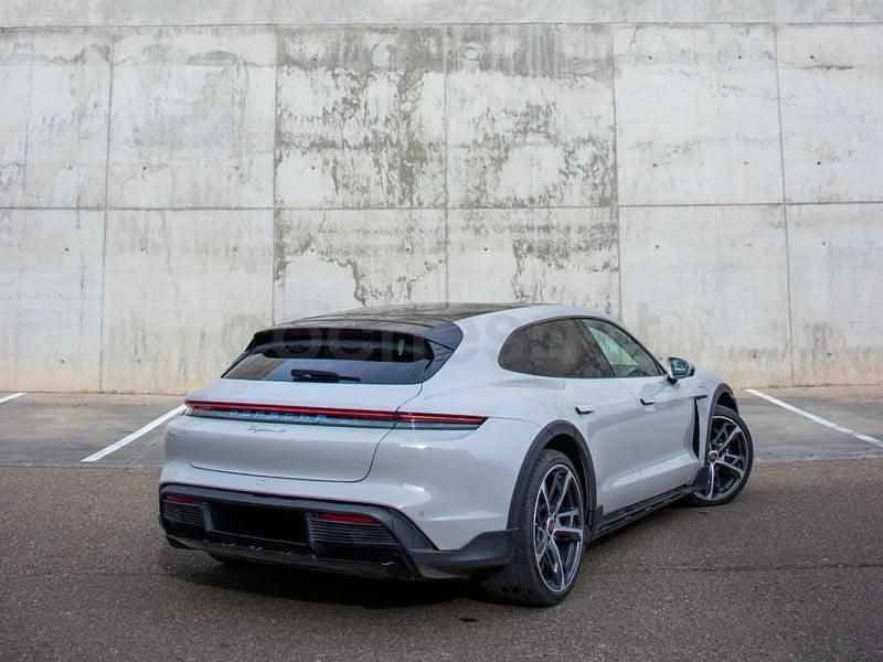 Usado Porsche Taycan 4 Cross Turismo Cross Turismo 350 kW (476 CV) 2023 Eléctrico Familiar