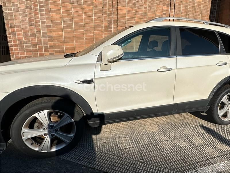 Usado Chevrolet Captiva LTZ 184 CV (135 kW) 2012 Blanco SUV