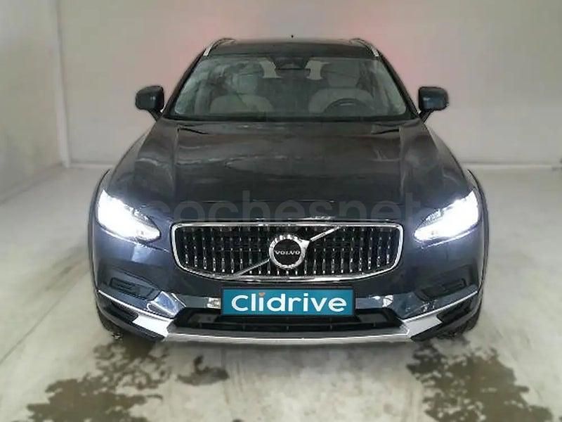 Usado Volvo V90 CC Ultimate 197 CV (144 kW) 2022 Blanco Familiar