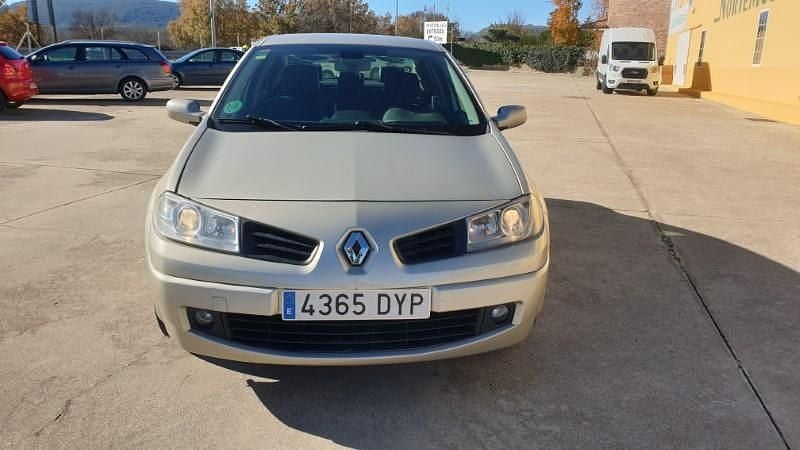 Usado Renault Mégane Cabriolet 110 CV (80 kW) 2006 Beige Descapotable