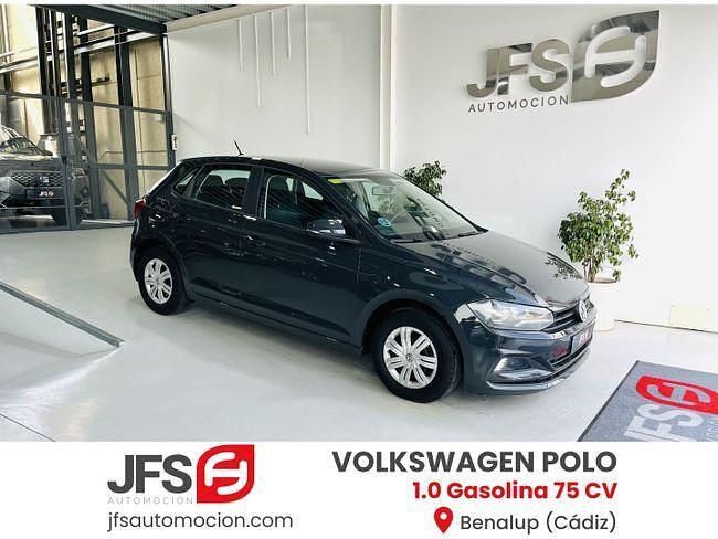 Usado VW Polo 75 CV (55 kW) 2018 Gris Utilitario