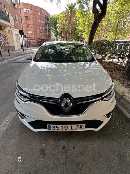 Usado Renault Mégane IV Intens 140 CV (102 kW) 2022 Blanco Berlina