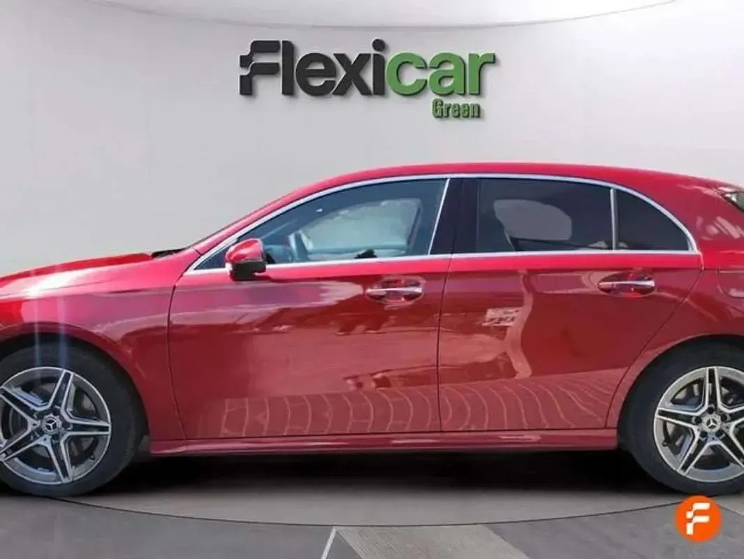 Usado Mercedes A250 218 CV (160 kW) 2024 Rojo Berlina