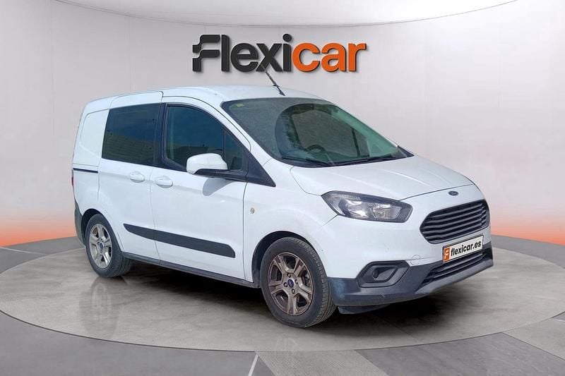 Gris Usado 2019 Ford Tourneo Courier Ambiente Monovolumen | 9590 € (Buen precio) - Imagen 1/4