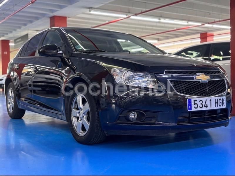 Negro Usado 2011 Chevrolet Cruze LT Berlina | 6999 € (Precio justo) - Imagen 1/4