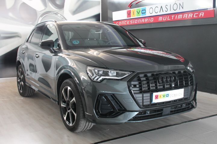 Gris Usado 2024 Audi Q3 Premium SUV | 42.900 € (Caro) - Imagen 1/4