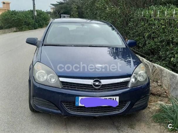 Usado Opel Astra GTC Cosmo 100 CV (73 kW) 2008 Azul Berlina