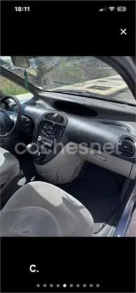 Usado Citroën Xsara Picasso 90 CV (66 kW) 2003 Gris / plata Monovolumen