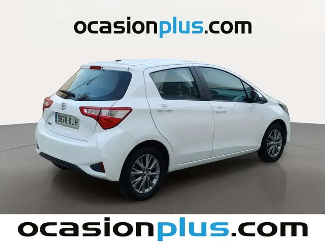Usado Toyota Yaris Active 69 CV (50 kW) 2018 Blanco Utilitario