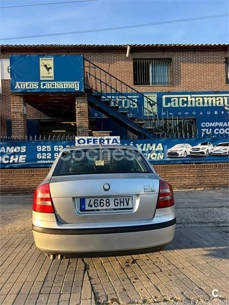 Usado Skoda Octavia 105 CV (77 kW) 2008 Gris / plata Berlina