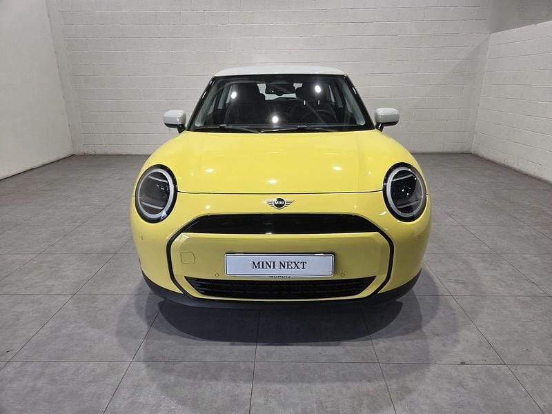 Nuevo Mini Cooper 135 kW (184 CV) 2025 Amarillo Utilitario