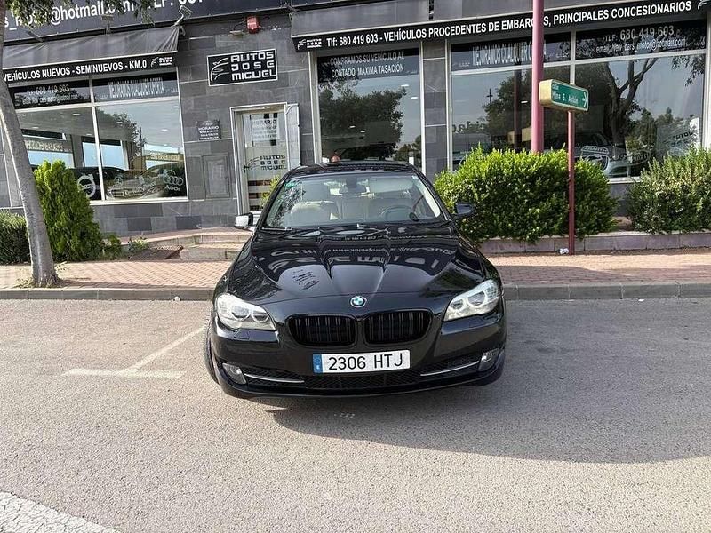 Negro Usado 2013 BMW 520 Gran Turismo Berlina | 11.990 € (Super precio) - Imagen 1/4