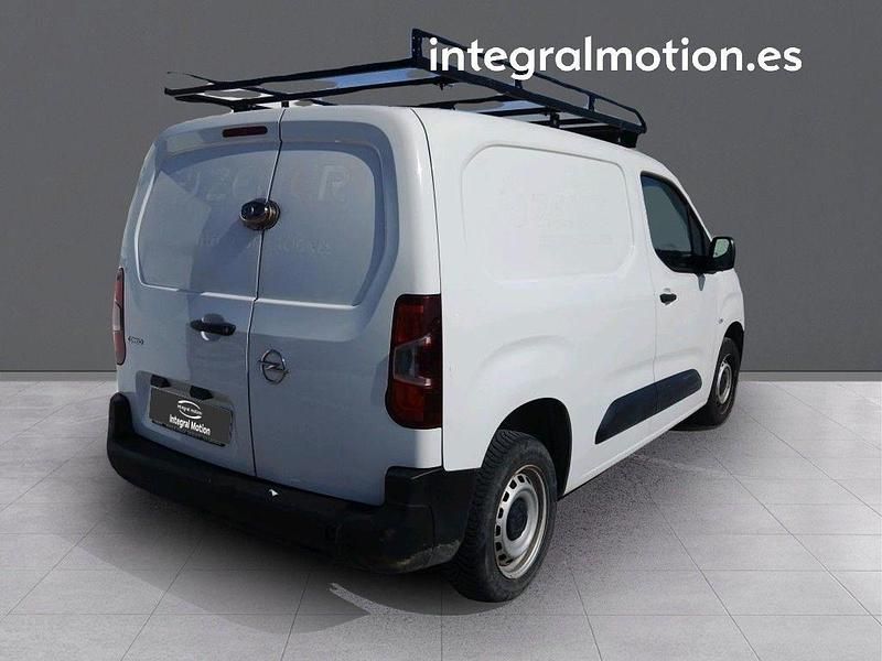 Usado Opel Combo 102 CV (75 kW) 2022 Blanco Monovolumen