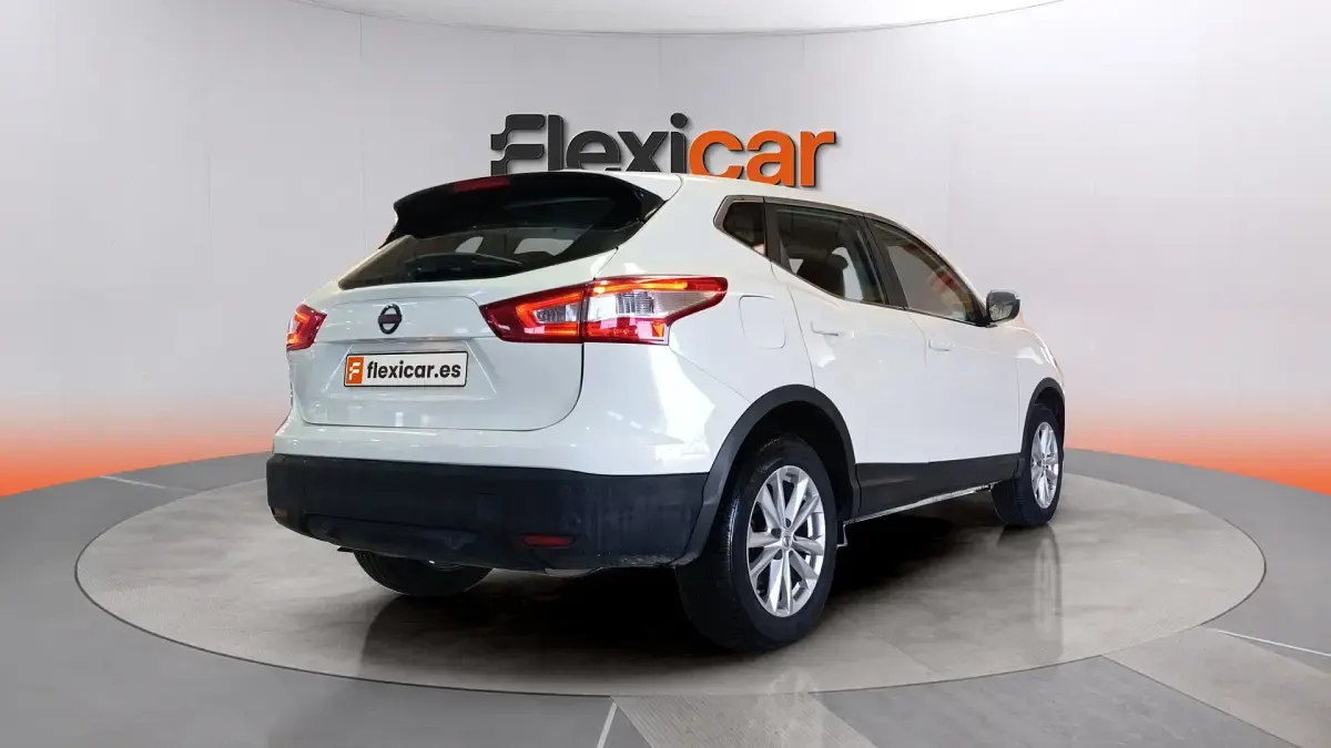 Usado Nissan Qashqai Acenta 116 CV (85 kW) 2015 Blanco SUV