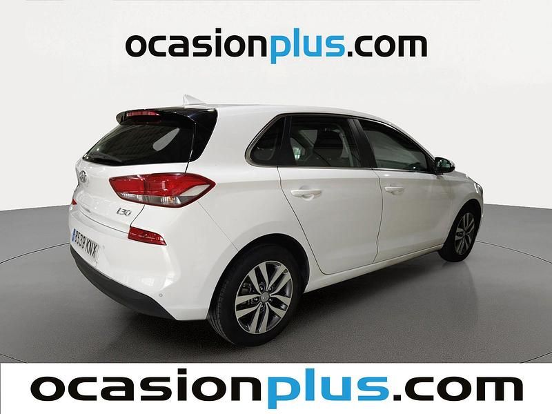 Usado Hyundai i30 140 CV (102 kW) 2018 Blanco Utilitario