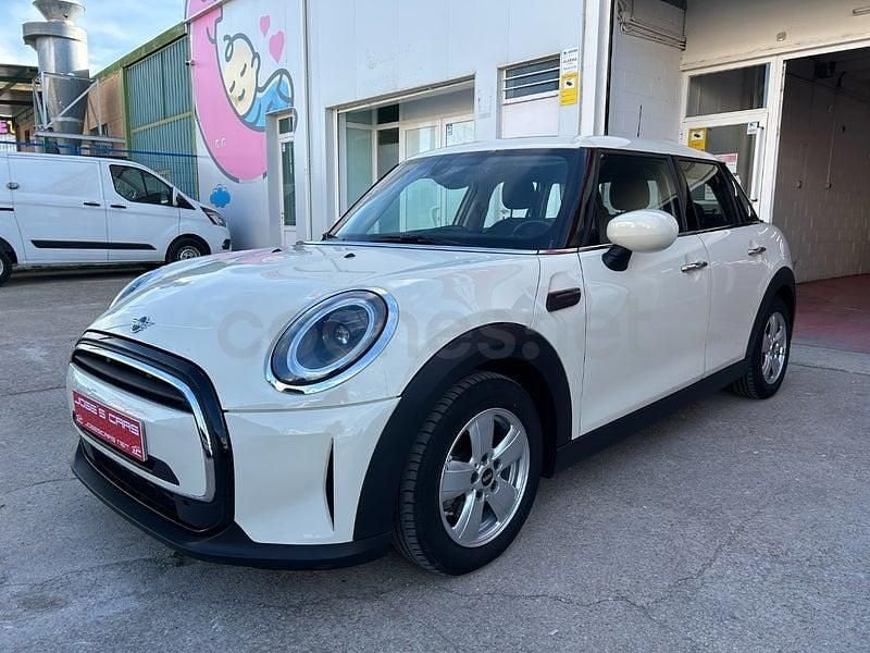 Usado Mini ONE 102 CV (75 kW) 2022 Beige Utilitario