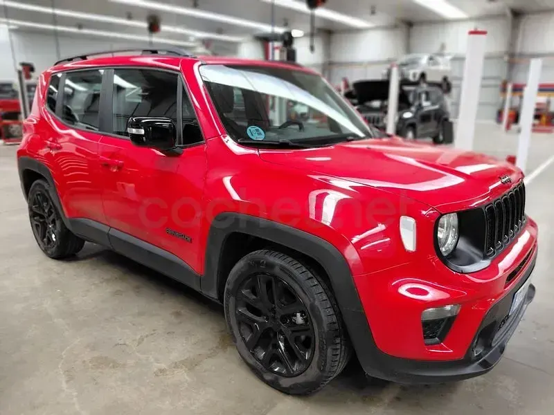 Usado Jeep Renegade Night Eagle 120 CV (88 kW) 2022 Rojo SUV