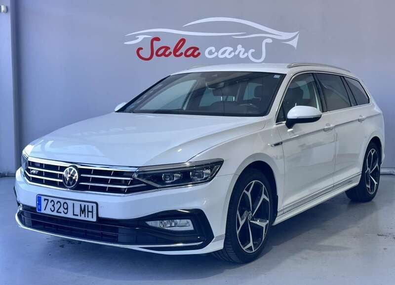 Blanco Usado 2021 VW Passat R-line Familiar | 22.540 € (Caro) - Imagen 1/4
