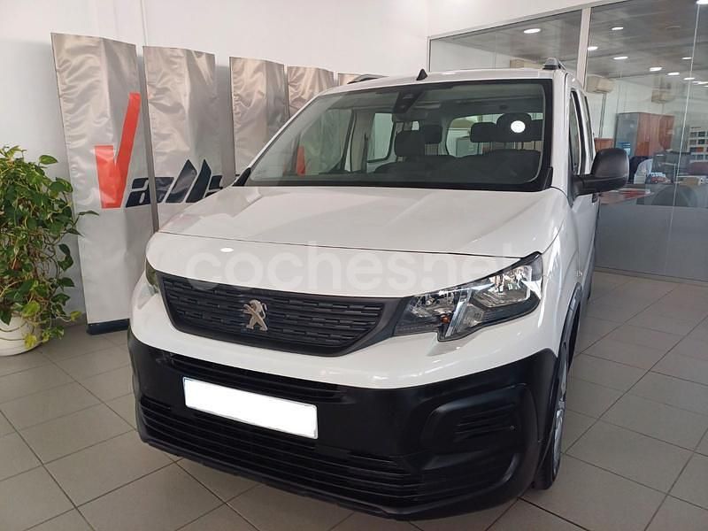 Blanco Usado 2019 Peugeot Rifter Access Monovolumen | 17.900 € (Precio justo) - Imagen 1/4