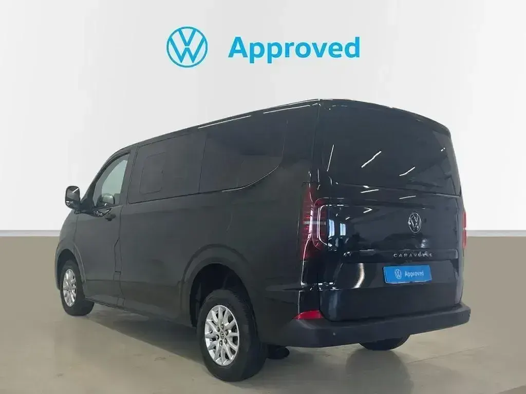 Usado VW Caravelle 110 CV (80 kW) 2025 Negro Van