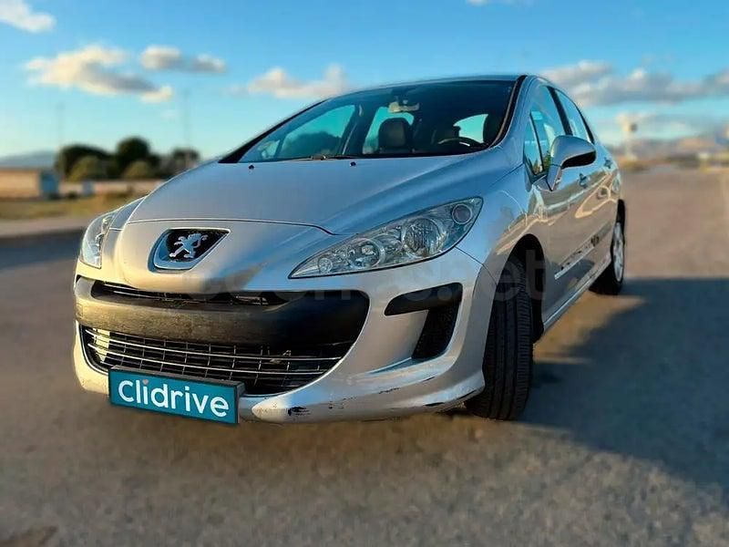 Usado Peugeot 308 110 CV (80 kW) 2008 Gris Berlina